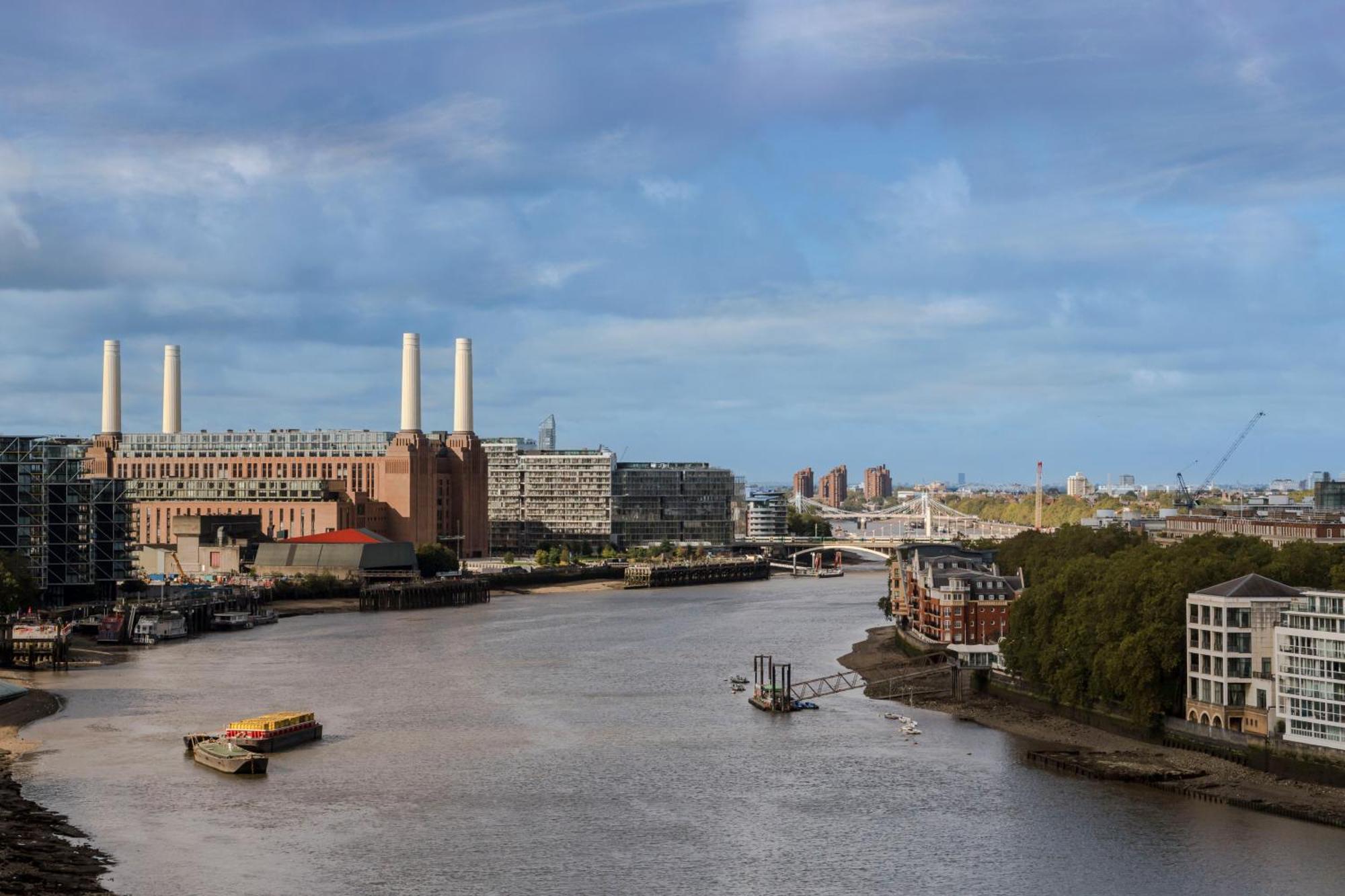 Best Thames View In Town! Large Luxxe Nomad Design Family Home London Rum bild